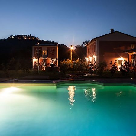 Le Mas Di Laura Hotel Ortonovo Buitenkant foto