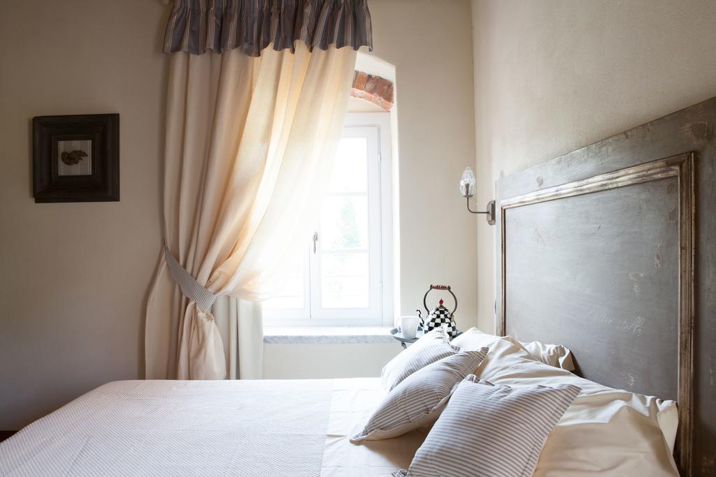 Le Mas Di Laura Hotel Ortonovo Buitenkant foto